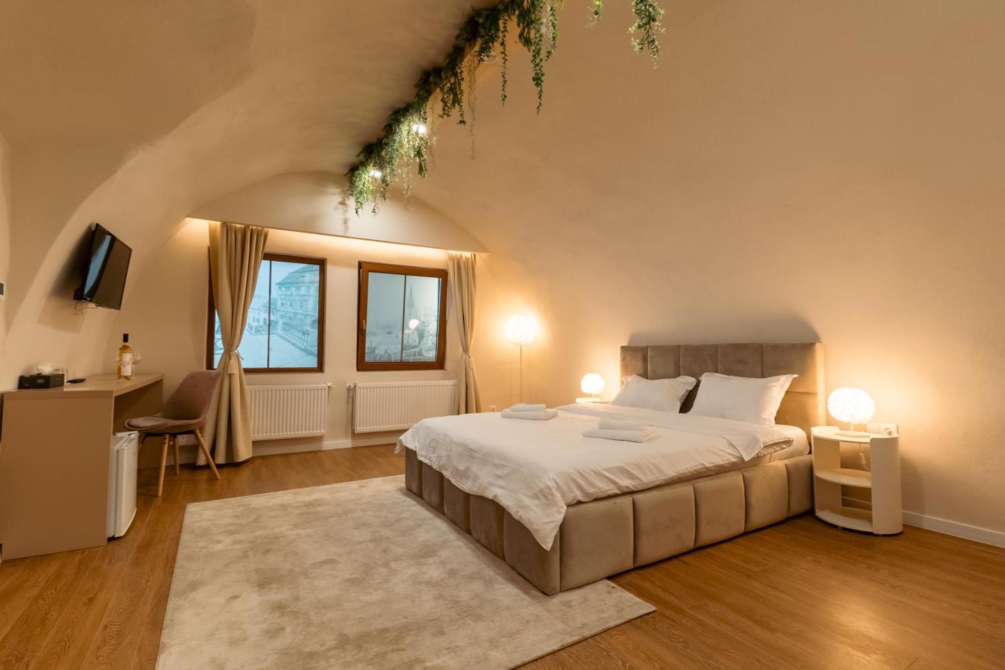 Epic Boutique Hotell Sibiu Exteriör bild